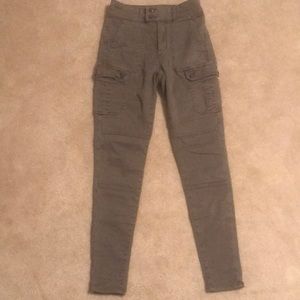 American Eagle Cargo Pants
